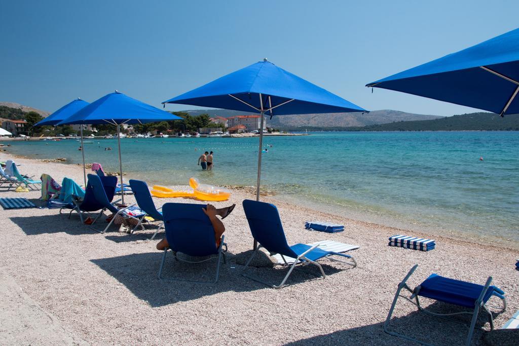 Villa Koala Apartments Zaboric Buitenkant foto