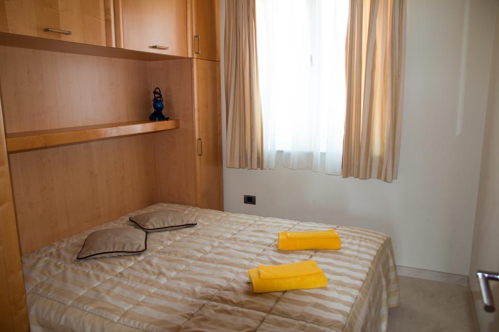 Villa Koala Apartments Zaboric Buitenkant foto