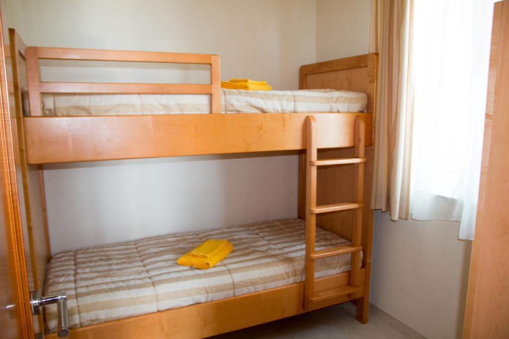 Villa Koala Apartments Zaboric Buitenkant foto