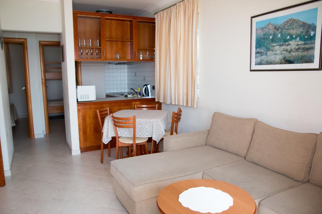 Villa Koala Apartments Zaboric Buitenkant foto